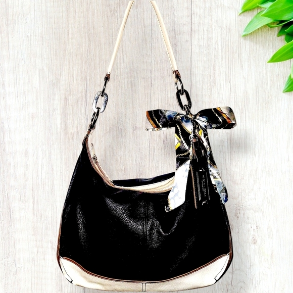 TIGNANELLO LEATHER SHOULDER BAG - Picture 1 of 11